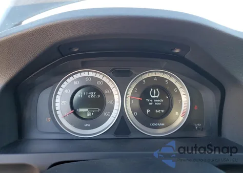 2013 Volvo S60 T5 z USA, uszkodzony, nr VIN YV1612FS0D2232372